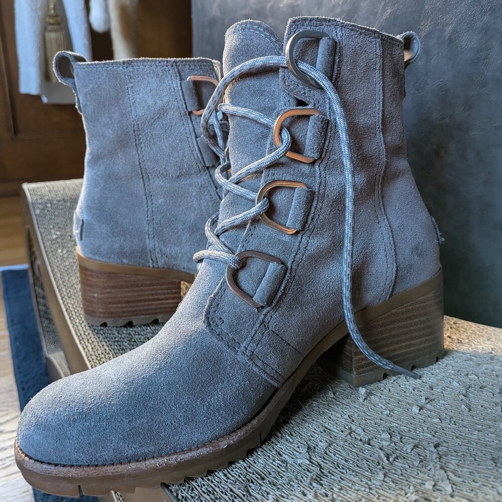 Sorel Cate lace-up boot